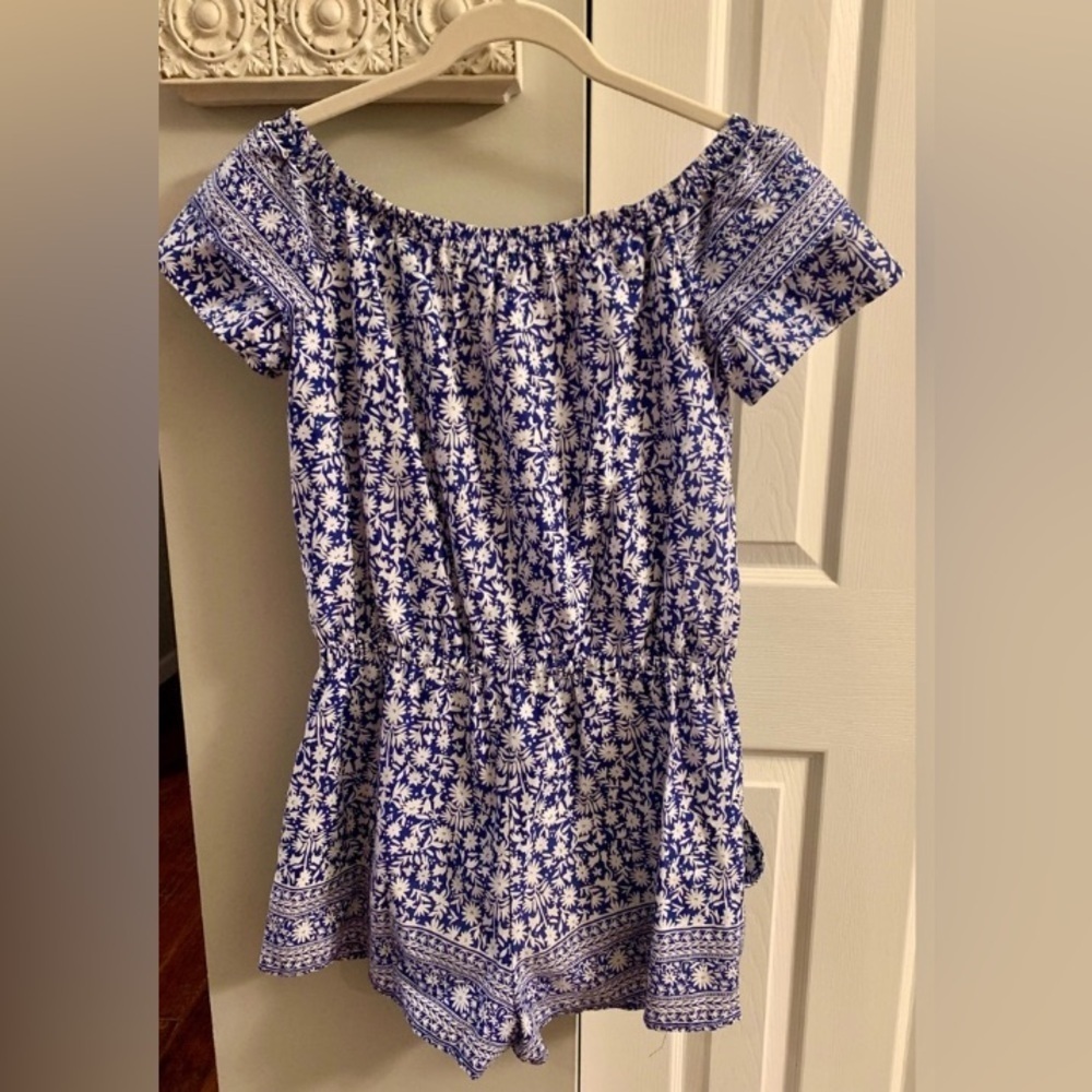 Vineyard Vines Blue Floral Off The Shoulder Romper - M - Picture 7 of 10
